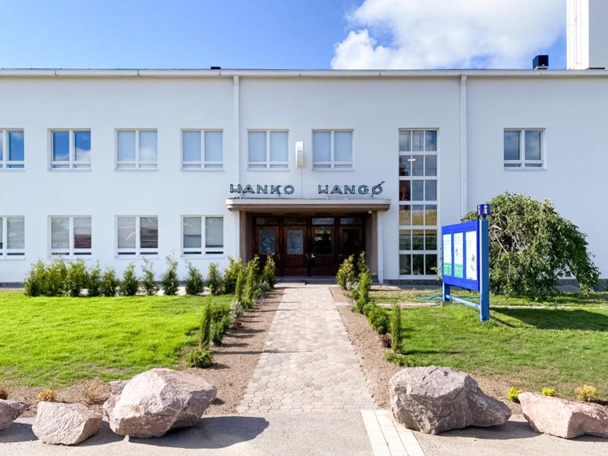 Upea Studioasunto Historiallisella Hangon Asemalla Appartement